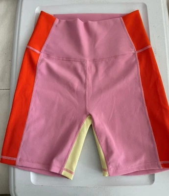 Pantalones cortos de bicicleta Wilo the Label para mujer cintura alta rosa rojo amarillo talla pequeña Foto 1 de 4