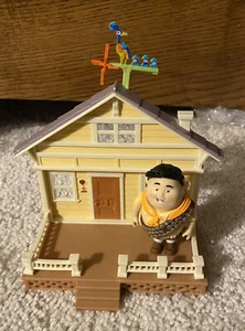 Disney Pixar Featured Favorites Russell Figure With Alien Remix House - Picture 1 of 5