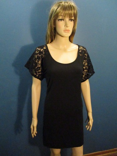 UNDERCOVER Abito L nero con retro in pizzo di VICTORIA'S SECRET