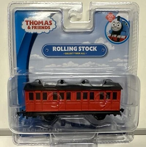 Bachmann HO Scale Thomas & Friends Red Coach / Passenger Car #76038, New - Picture 1 of 5