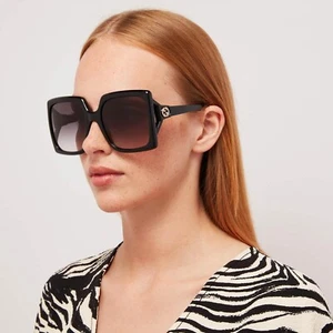 Gucci Women Sunglasses Black Grey Gradient Rectangle Logo GG0876S 001 NEW - Picture 1 of 13