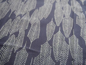 Vintage Japanese Kimono Silk Fabric, Navy blue tsumugi leaves short 100cm(39") - Picture 1 of 10