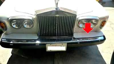 PARAGOLPES DELANTERO IZQUIERDO ROLLS ROYCE SILVER SHADOW 73 A 80 molduras de relleno de metal Foto 1 de 3