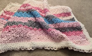 Crochet Chenille Supersoft Children's Toddlers Bedrunner 63cm X 130cm - Picture 1 of 7