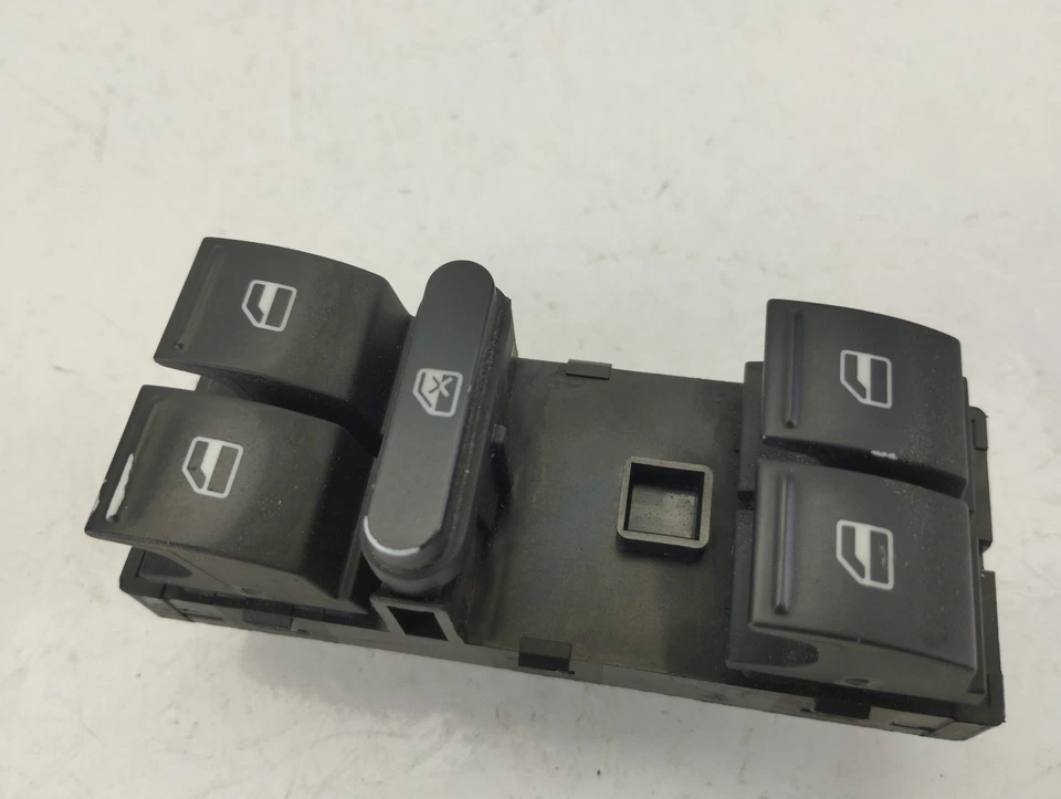 1K4959857B INTERRUPTOR VENTANA DELANTERO IZQUIERDO / 155829 SEAT ALTEA XL 5P5, 5P8 1.9 Foto 1 de 4