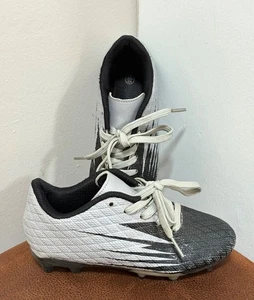 TODDLER BOYS SPORT SOCCER CLEATS SIZE 10 BLACK GRAY KIDS - Picture 1 of 8