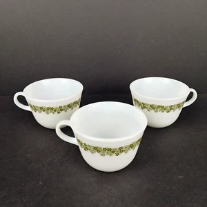 Vintage Pyrex Spring Blossom Crazy Daisy Coffee Cups Mug Green Milk Glass -3-Pcs - Picture 1 of 5