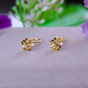 Real Solid 24K Yellow Gold Women Stud Earrings Small Hollow Flower 0.46g - Picture 1 of 5