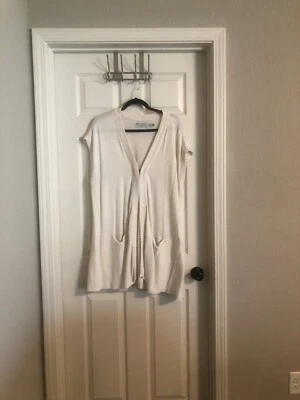 Cárdigan Aventura Algodón Orgánico Crema Capas Frente Abierto con Cierre y Bolsillos Foto 1 de 4