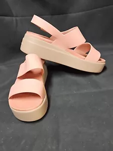 Crocs Brooklyn niedrige Keilabsatz-Plateausandalen US-Damengröße 7 pink. Literide EUC - Bild 1 von 17