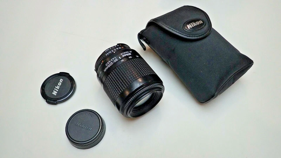 Nikon Nikkor 80-200mm f/4.5–5.6D Zoom Lens – w/ Cap & Bag - Image 1 of 4