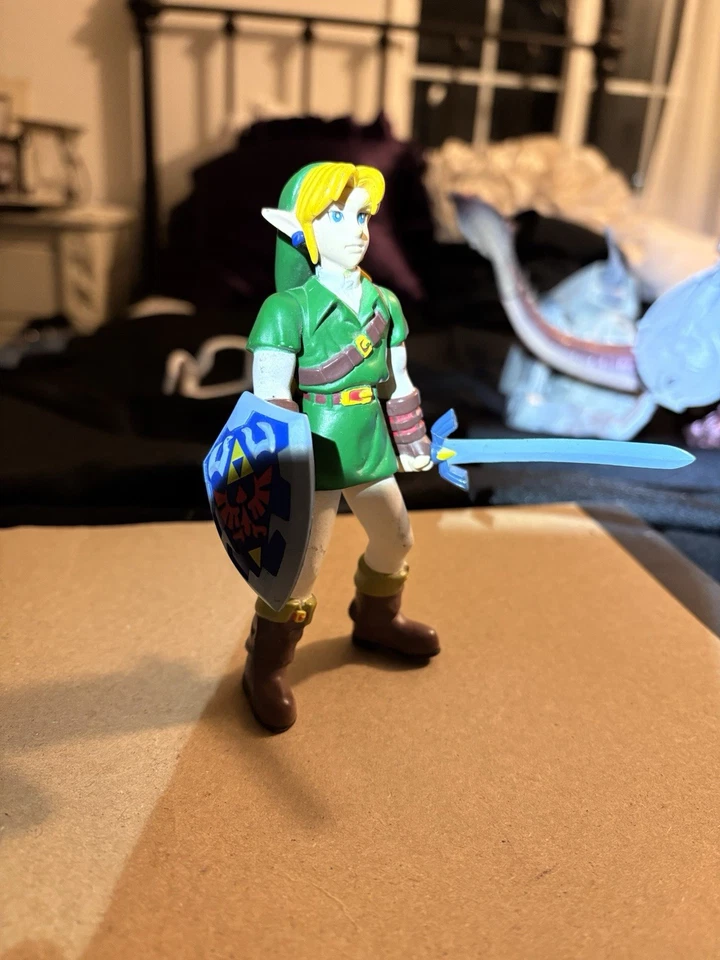 Figura de acción The Legend of Zelda Ocarina of Time Link 1998 de 4 pulgadas Foto 1 de 4