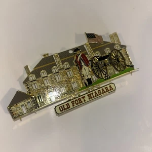 Vintage Weihnachtsschmuck OLD FORT Niagara NY Souvenir goldfarben bemalt - Bild 1 von 2