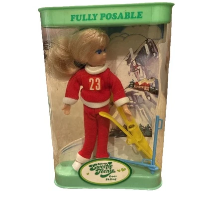 Muñeca deportiva Sweetie Teenie 1981 rara de colección va a esquiar COMPLETA Foto 1 de 4