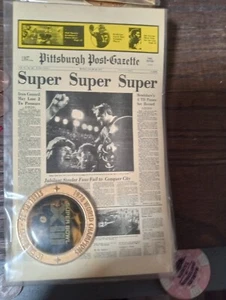 Football Collectibles - Picture 1 of 1