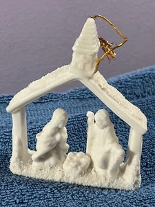 Christmas ornament porcelain manger or miniature creche MAX7840 - Picture 1 of 6