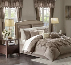 24 Piece Room In A Bag Queen color mushroom Madison park essential - Picture 1 of 13