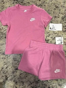 Nike Little Girls Short Outfit Set NEW Size 6x Embroidered Logo - Picture 1 of 1