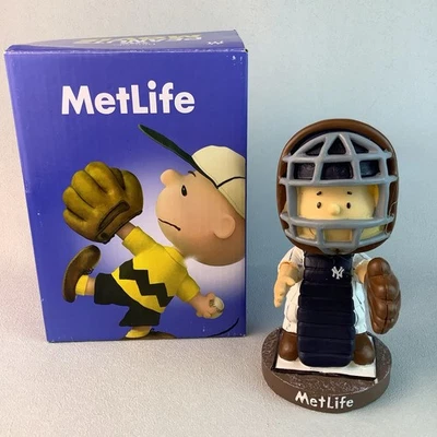 New York Yankees MetLife 2015 Peanuts Movie Schroeder Bobblehead 6” Figurine - Image 1 of 4
