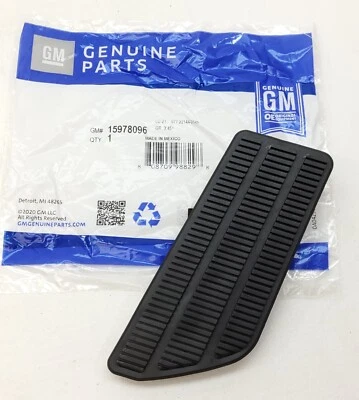 New Genuine GM Accelerator Gas Pedal Pad Fits 85-00 Chevy And GMC Suburban - Изображение 1 из 4