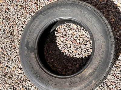 pneus 215 70 r16 usados - Imagem 1 de 3