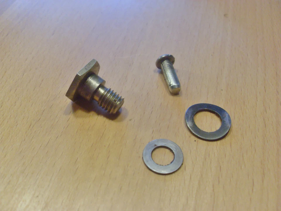 Mounting Set Chain Brake 112 113 114 116 117 119 120 123 133 143 153 166 - Image 1 of 1