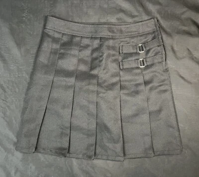 French Toast Pleated Black Knee Length Skort w/Buckles & Adjustable Waist Sz 12 - Изображение 1 из 4