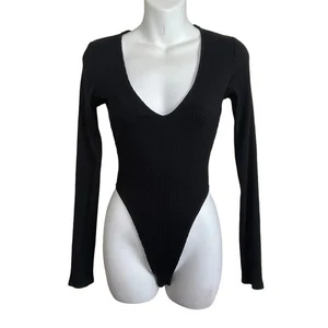 Wilfred Free Aritzia Bodysuit Women’s Sz S Black Ribbed Scoop Neck Long Sleeve - Picture 1 of 6
