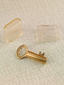 Rare!! Gold Key - Beautiful Vintage Soviet Petrol Lighter, 1960s USSR, Rocket - Picture 1 of 24