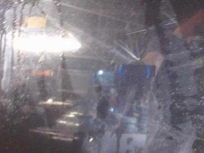 Capot PEUGEOT 407 COUPE 7901L6 - Photo 1/4