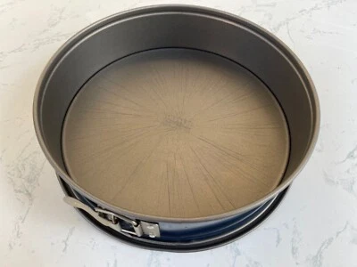 KAISER Kuchen-/Back-/Springform 26 cm mit Antihaft-Beschichtung | cake tin 26cm - Bild 1 von 4