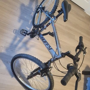 Bike - Picture 1 of 1