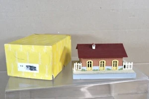 RIVAROSSI S 01 HO ESCALA 1950 ESTACIÓN HECHA EN FÁBRICA MODELO DE EDIFICIO ALSERIO de - Imagen 1 de 12