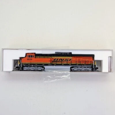 Fox Valley Models FVM 70408 N Scale Locomotive ES44C4 BNSF Road No. 6639 - Image 1 of 2