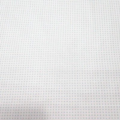 24" Baby Beluga P&B Textiles Ballena Azul Cuadrados en Blanco Foto 1 de 3