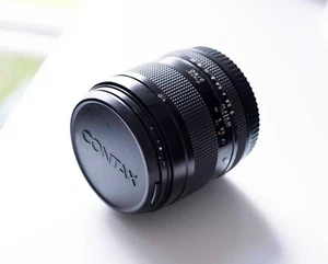 Contax 645 80mm f2 Planar T* Prime Lens w/Caps F/ Contax 645 READ DESCRIPTION - Imagen 1 de 5