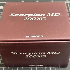 Shimano 24 Scorpion MD 200XG Right Handed Baitcasting Reel in Box - Picture 1 of 6
