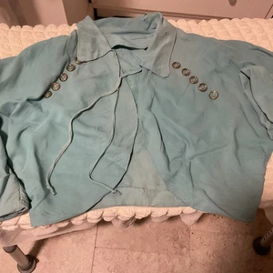 50-60er Jahre Vintage grüne kurze Weste ausgefallene Knöpfe  - Bild 1 von 6