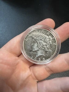 1925 U.S. Silver Peace Dollar Liberty Design Coin - Picture 1 of 2