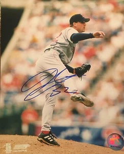Derek Lowe Boston Red Sox Signed 8x10 Photo - Picture 1 of 1