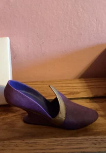 Just The Right Shoe by Raine New In Box 1998 ITALIAN RACER 25003 - Picture 1 of 7