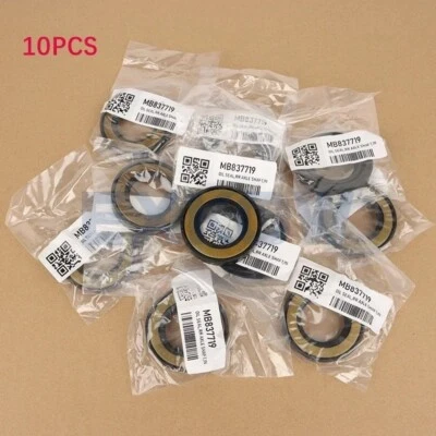 10X RR Axle Shaft Inner Oil Seal for Mitsubishi Pajero Challenger L200 MB837719 - Image 1 of 3