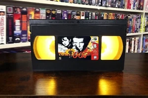007 Golden Eye  (N64) VHS Lamp + Remote - Picture 1 of 2