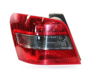 Mercedes X204 GLK brake light taillight brake light left A2048201364 - Picture 1 of 3