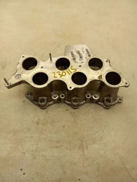 13-17 LEXUS IS350 3.5L RWD LOWER INTAKE MANIFOLD  - Image 1 of 4
