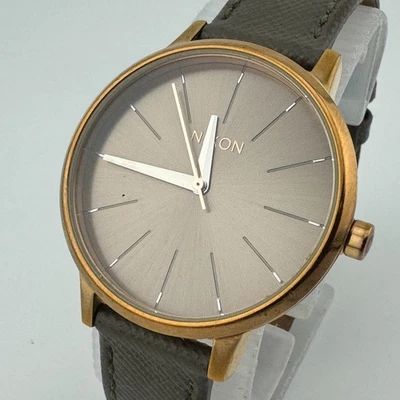 Кварцевые женские часы Nixon Kensington 30 м розовое золото сталь аналоговый новый аккумулятор - Изображение 1 из 4