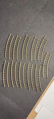 ⭐️⭐️REA-11100/CURVED TRACK/NO BOX/LIGHTLY USED/L👀K 🚂🚂⭐️⭐️ - Image 1 of 4