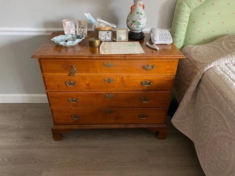 Chippendale maple four-drawer chest, New England, circa 1790  Antique Cover