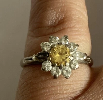 Vintage 18ct White Gold Cluster Ring  1ct Yellow & White  Diamonds Size N - image 1 of 4