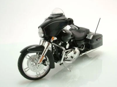 Harley Davidson Street Glide Special 2015 schwarz Modellmotorrad 1:12 Maisto - Bild 1 von 4